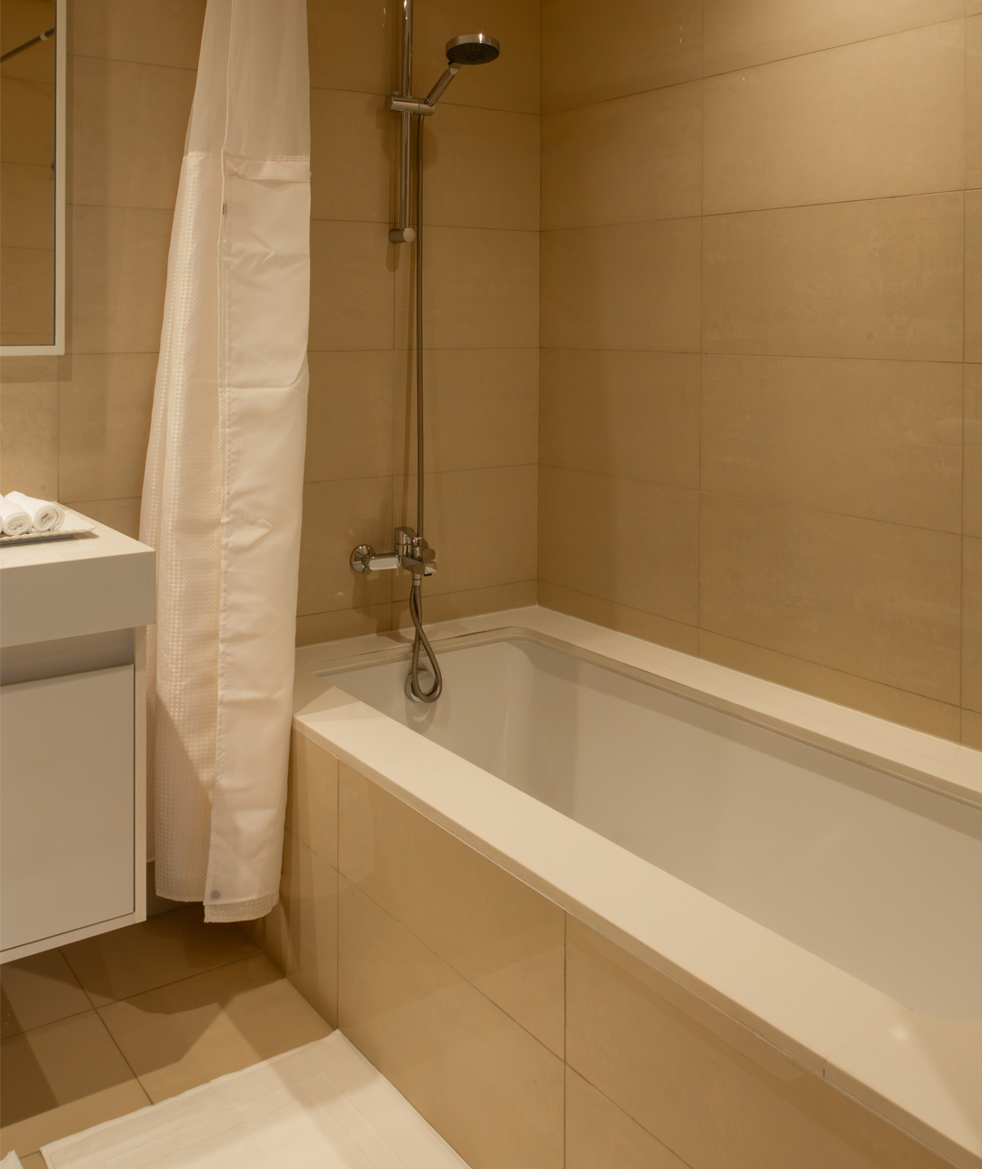 bath tub